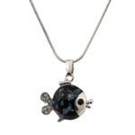 Kette mit Anhänger in verschiedenen Farben von scarlet bijoux