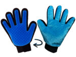 Fellpflegehandschuh »Gentle Touch 2-in-1« doppelseitig SamtNoppen; Samt: Entfernen loser TierhaareNoppen: Massagebürste von scarlet pet