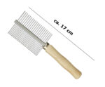 Fellpflegekamm »Fury Long« aus Edelstahl mit Holzgriff; 17 cm lang mit 2 Kammdichten: 21/28 Pins; für mittlere und lange Haare von Hund und Katze von scarlet pet – Bild 2