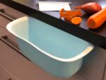 Auffangschale »Vasca« (inkl. Schaber) für Küchenabfälle; zum Einhängen an Schublade oder Tür von scarlet kitchen – Bild 3