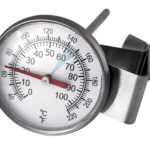Milchthermometer »Professionale« Edelstahl-Thermometer zur Temperaturkontrolle beim Aufschäumen von Milch für perfekten Milchschaum mit Clip zur Befestigung am Milchkannen-Rand von scarlet espresso