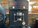 Portafilter Dosing Cup »Competizione« für schnellen Transfer von gemahlenem Kaffee zwischen Mühle und Siebträger; aus 18/10 Edelstahl; Barista von scarlet espresso – Bild 6