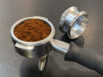 Präzisions-Trichter »Barista Cono Forte 58 mm« aus Edelstahl für Siebträger, Dosing Funnel Fülltrichter für Kaffeemehl von scarlet espresso – Bild 6