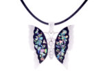 Kette mit Anhänger in verschiedenen Farben von scarlet bijoux