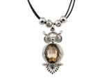 Kette mit Anhänger in verschiedenen Farben von scarlet bijoux