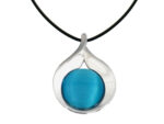Kette mit Anhänger in verschiedenen Farben von scarlet bijoux – Bild 3