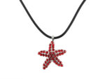 Kette mit Anhänger in verschiedenen Farben von scarlet bijoux