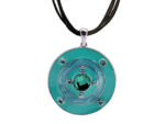 Kette mit Anhänger in verschiedenen Farben von scarlet bijoux – Bild 4