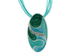 Kette mit Anhänger in verschiedenen Farben von scarlet bijoux – Bild 2