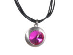 Kette mit Anhänger in verschiedenen Farben von scarlet bijoux – Bild 2