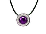 Kette mit Anhänger in verschiedenen Farben von scarlet bijoux – Bild 5
