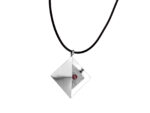 Kette mit Anhänger in verschiedenen Farben von scarlet bijoux – Bild 4