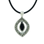 Kette mit Anhänger in verschiedenen farben von scarlet bijoux