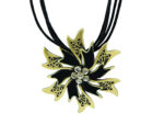 Kette mit Anhänger in verschiedenen farben von scarlet bijoux