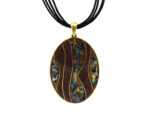 Kette mit Anhänger in verschiedenen Farben von scarlet bijoux – Bild 4