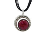 Kette mit Anhänger in verschiedenen Farben von scarlet bijoux – Bild 4