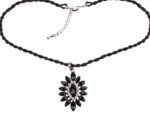Kette mit Anhänger in verschiedenen farben von scarlet bijoux