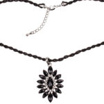 Kette mit Anhänger in verschiedenen farben von scarlet bijoux
