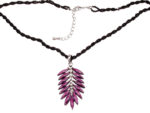 Kette mit Anhänger in verschiedenen farben von scarlet bijoux – Bild 5