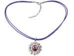 Kette mit Anhänger in verschiedenen Farben von scarlet bijoux – Bild 4