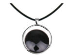 Kette mit Anhänger in verschiedenen farben von scarlet bijoux