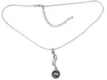 Kette mit Anhänger in verschiedenen Farben von scarlet bijoux