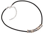 Kette mit Anhänger in verschiedenen Farben von scarlet bijoux