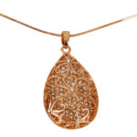 Kette mit Anhänger von scarlet bijoux