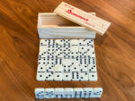 Domino Club Dominosteine »Double Six« 6 Profi mit Messing Pins mit Holzkiste  Set mit 28 Steinen - Legespiel von scarlet play – Bild 5