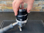 Doppel Distributor und Tamper »Doppio« 2 in 1 Levelling Tool Nivellierwerkzeug für Siebträgermaschine Espresso 58 mm 58,5 mm von scarlet espresso – Bild 5