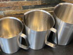 Milchkännchen »Graduata« Messbecher Pitcher Krug Gastro Milchaufschäumer Skala aus Edelstahl mit Griff  für Küche Backen Kaffee von scarlet espresso – Bild 5