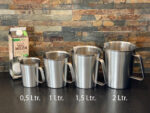 Milchkännchen »Graduata« Messbecher Pitcher Krug Gastro Milchaufschäumer Skala aus Edelstahl mit Griff  für Küche Backen Kaffee von scarlet espresso – Bild 6